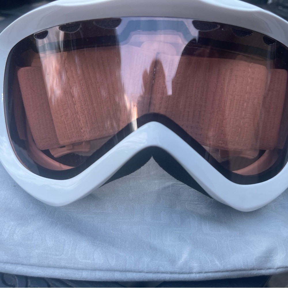 (New)Giro White and Pink Tint Women's Ski Sunglasses